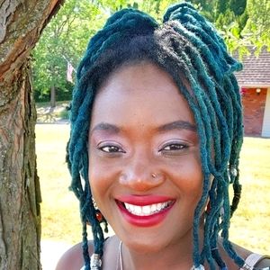 Meet your Posher, Jade